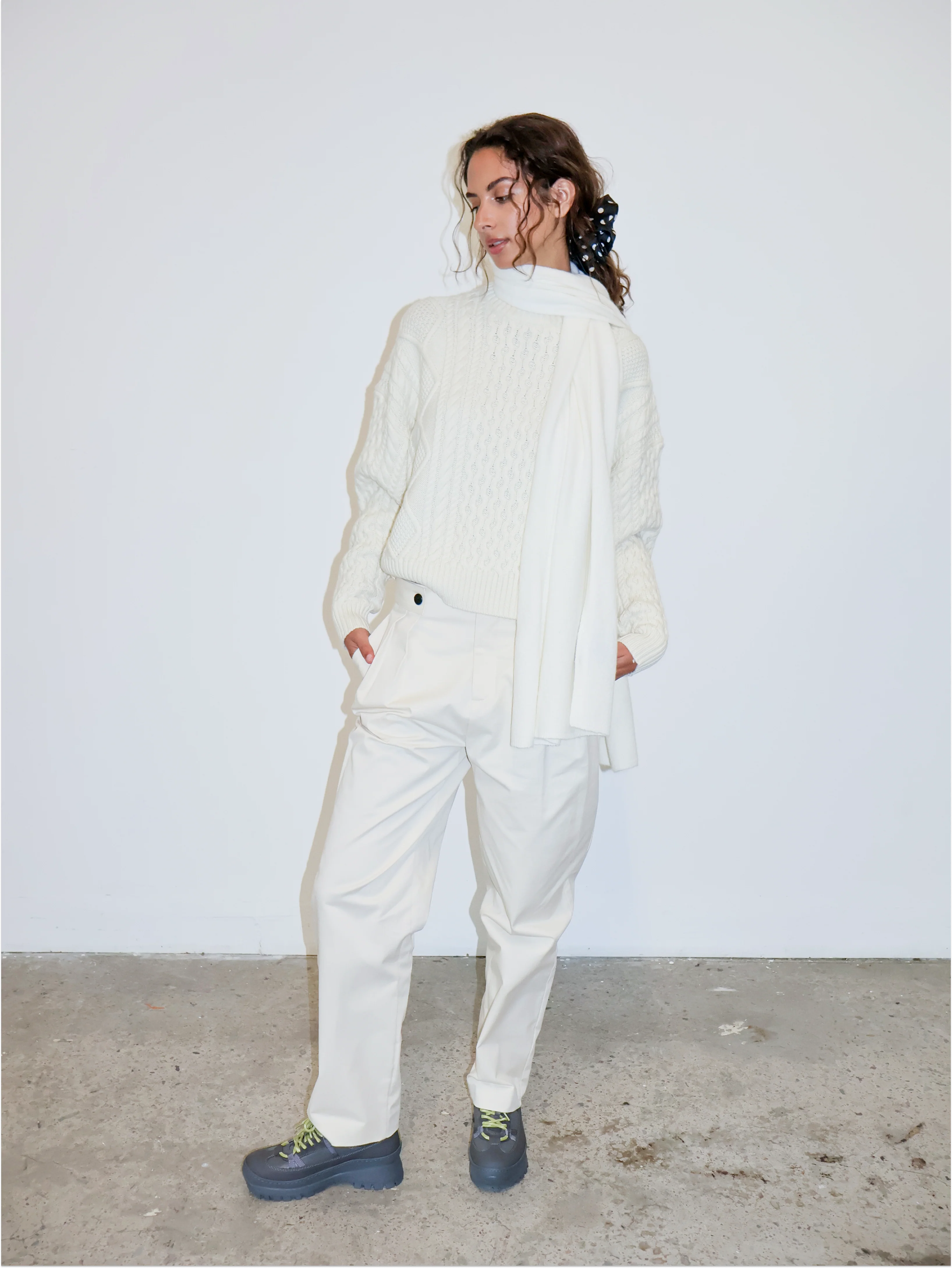 Beja Grey Sneaker - Image 4